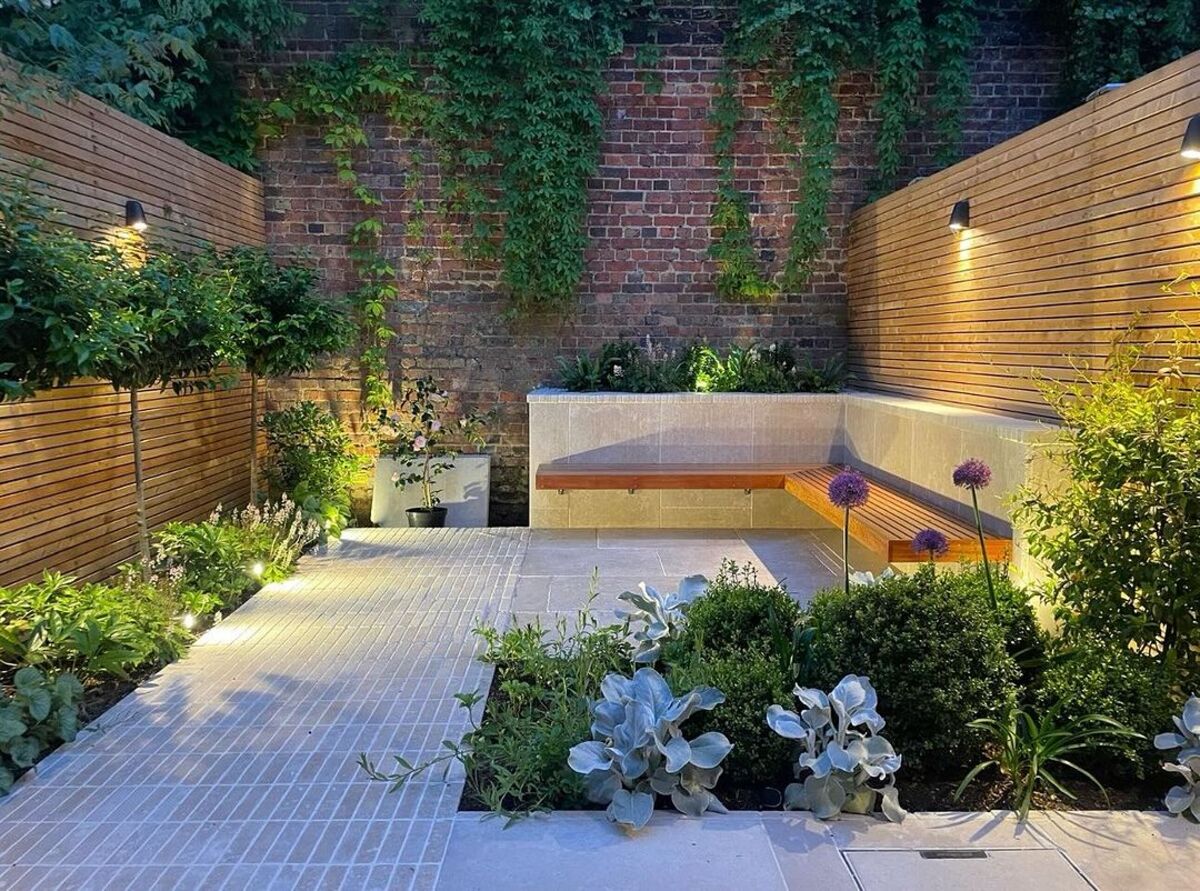 beautiful backyard flower gardens 3