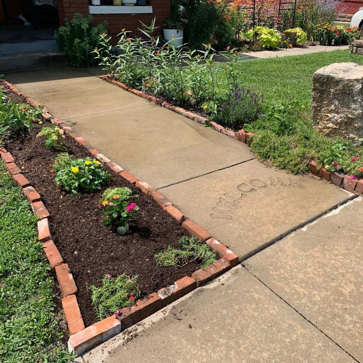 beautiful brick garden edging ideas 15