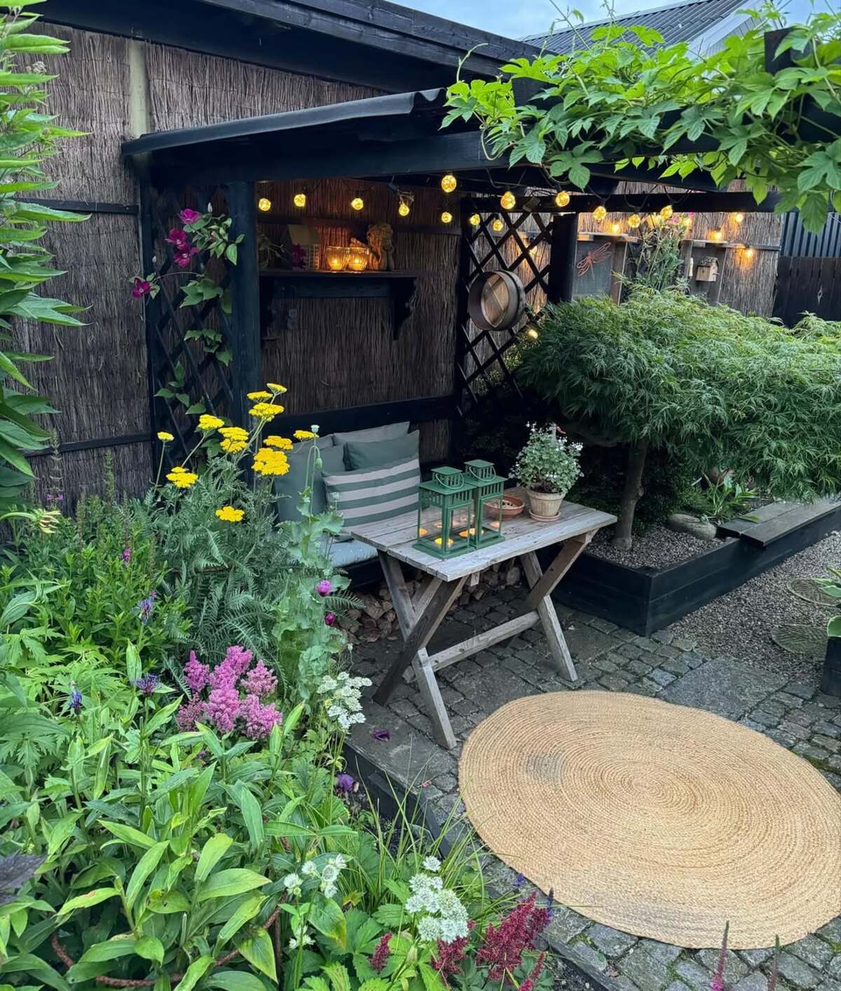 charming garden nook ideas for a cozy retreat 1