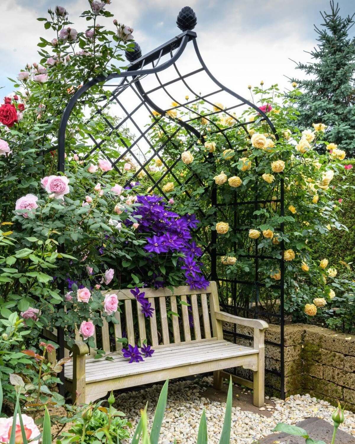 charming garden nook ideas for a cozy retreat 25