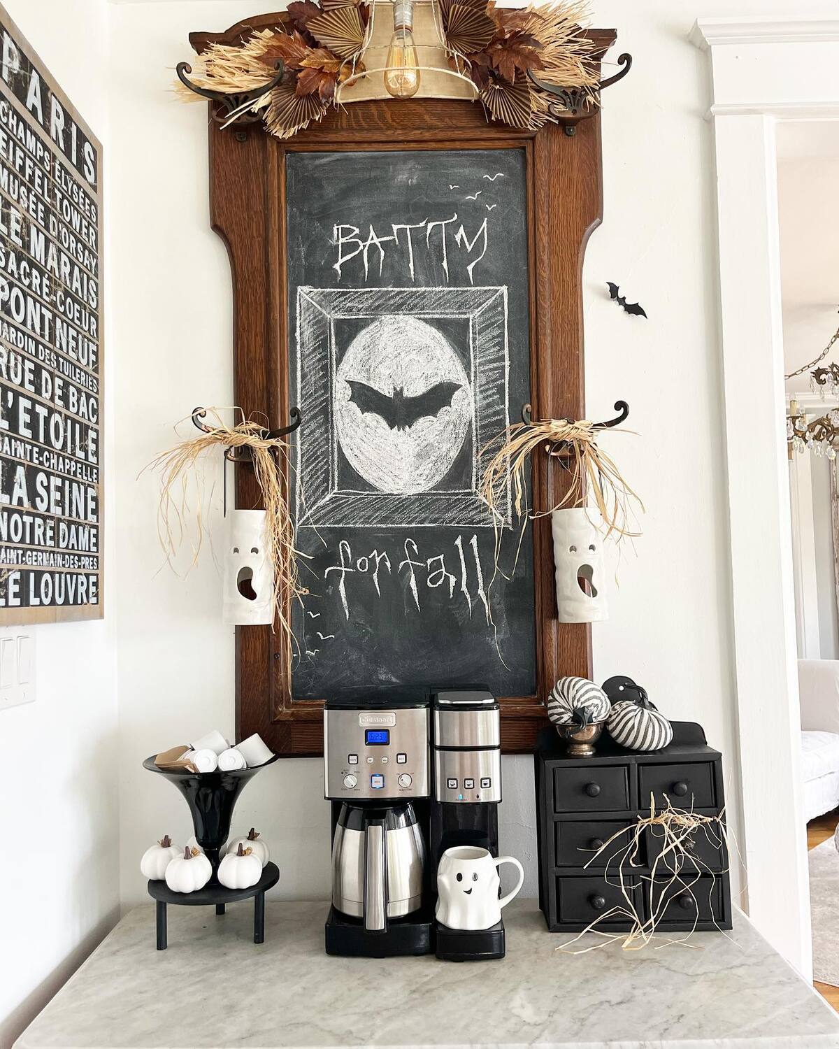 creative fall chalkboard ideas to decorate home 18