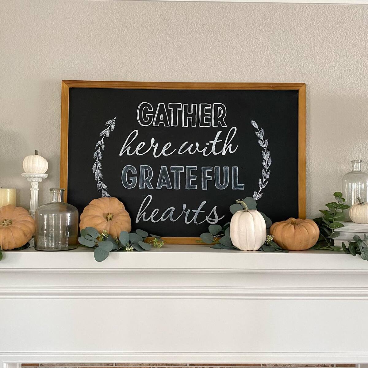 creative fall chalkboard ideas to decorate home 20