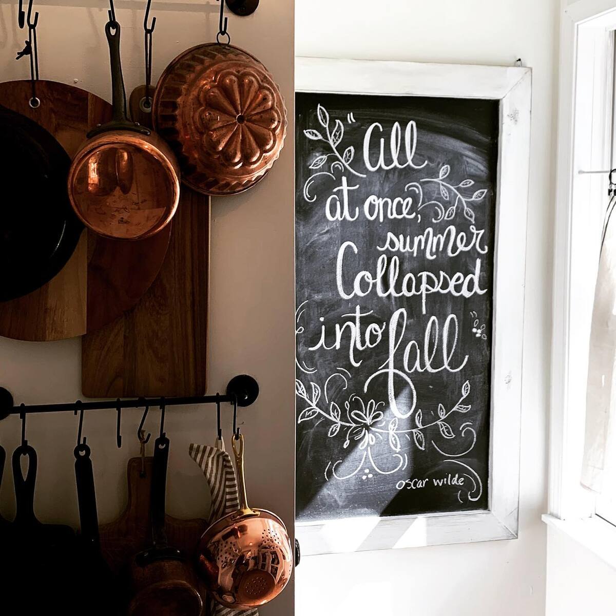 creative fall chalkboard ideas to decorate home 4