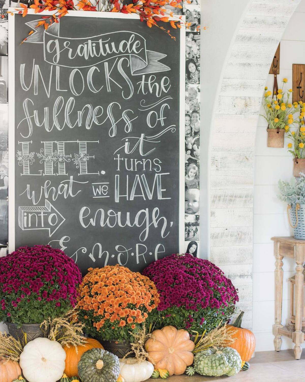 creative fall chalkboard ideas to decorate home 8