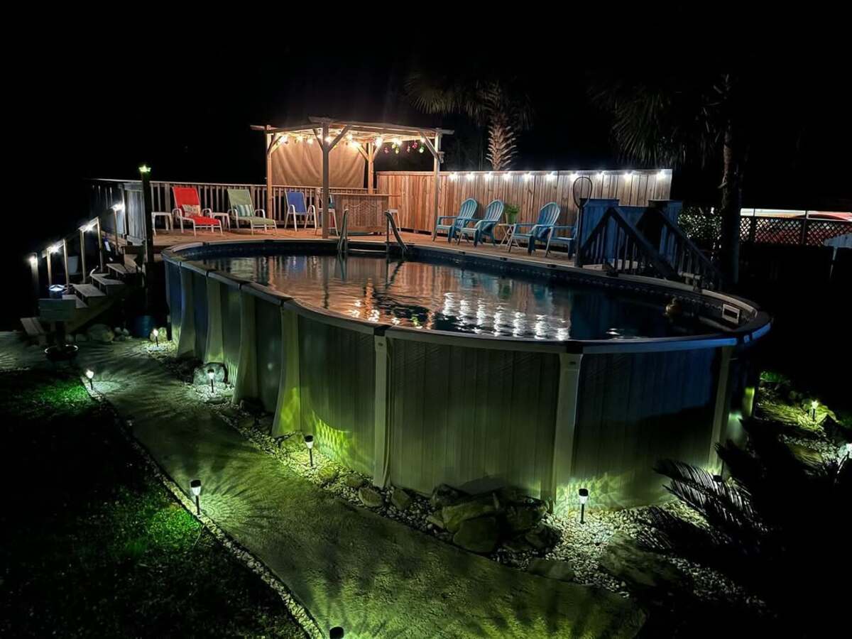 creative pool deck and bar ideas for above ground pool 11