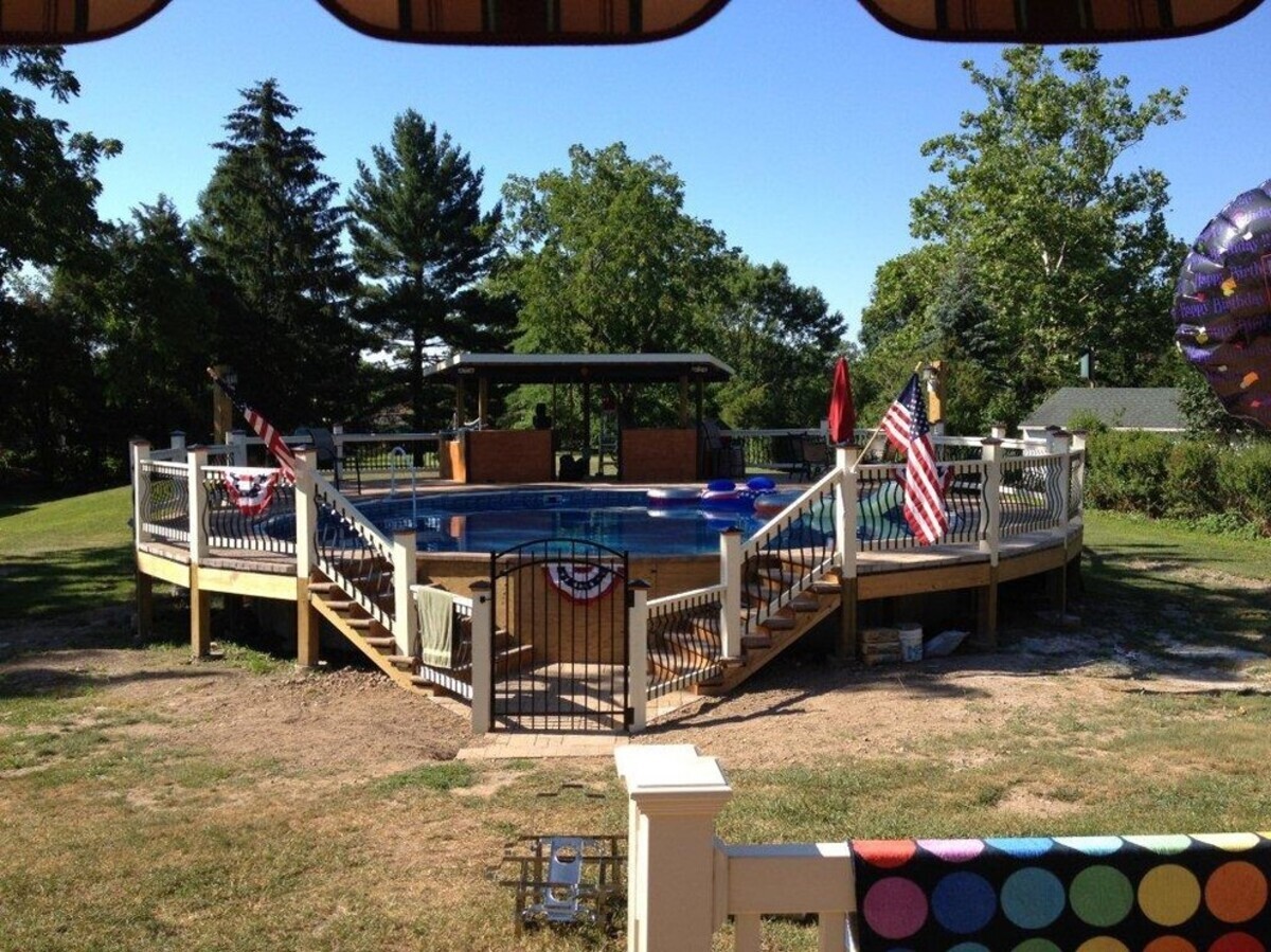 creative pool deck and bar ideas for above ground pool 21