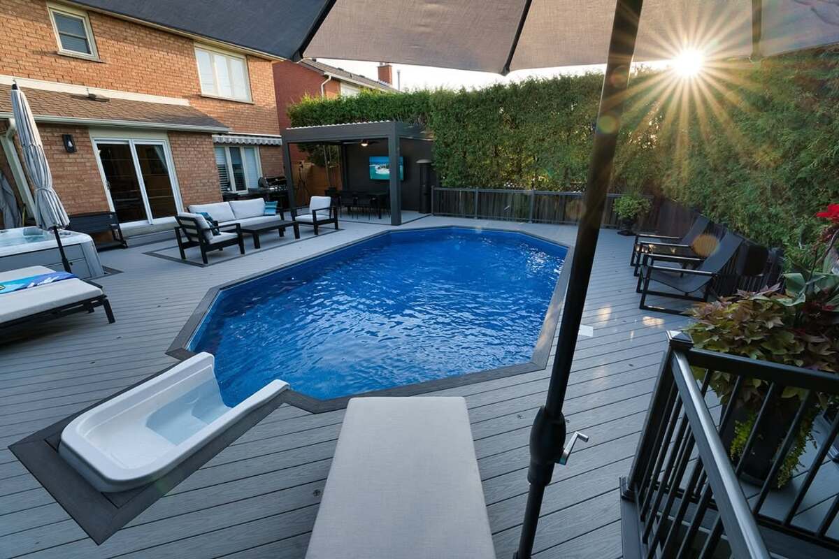 creative pool deck and bar ideas for above ground pool 24