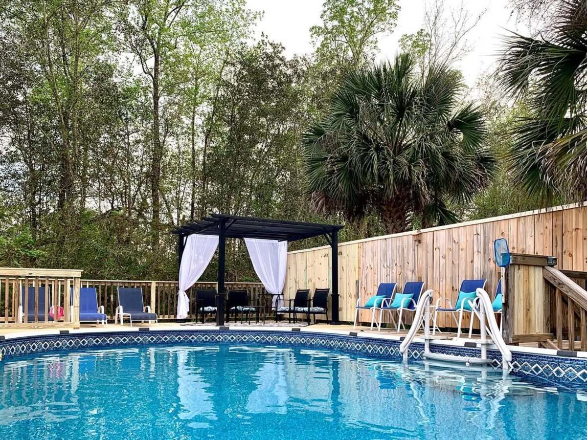 creative pool deck and bar ideas for above ground pool 4