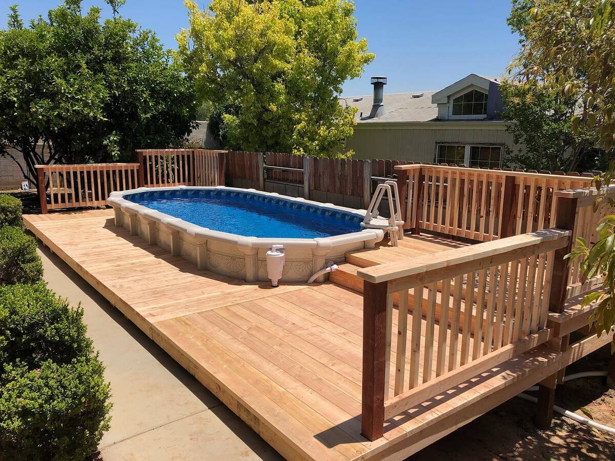 creative ways to add privacy to above ground pool deck 13