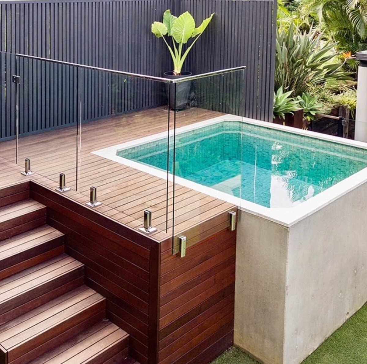 creative ways to add privacy to above ground pool deck 20