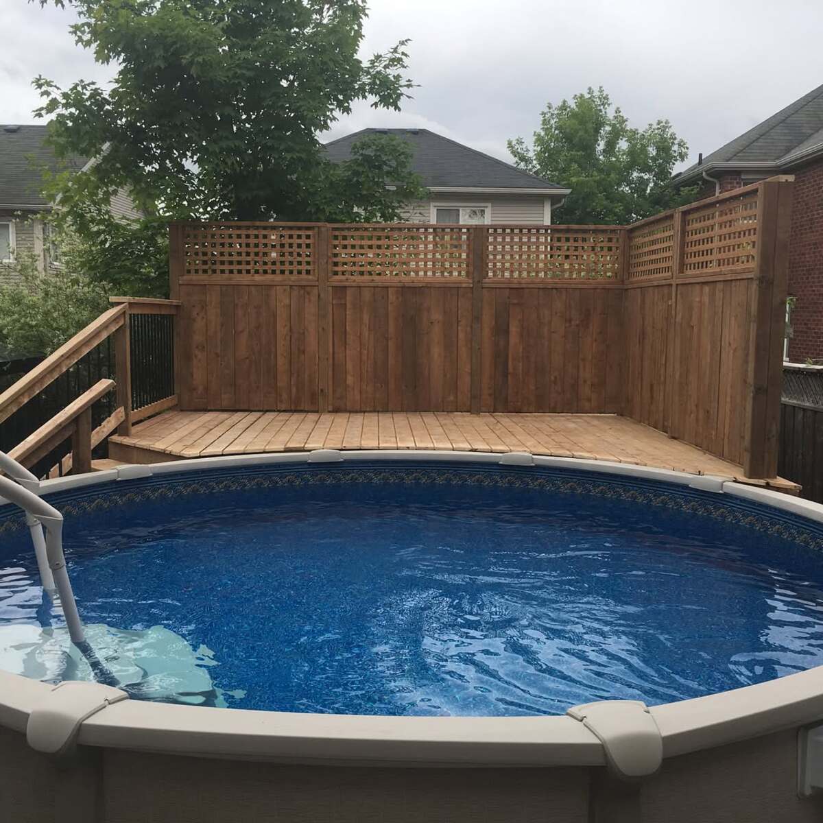 creative ways to add privacy to above ground pool deck 8