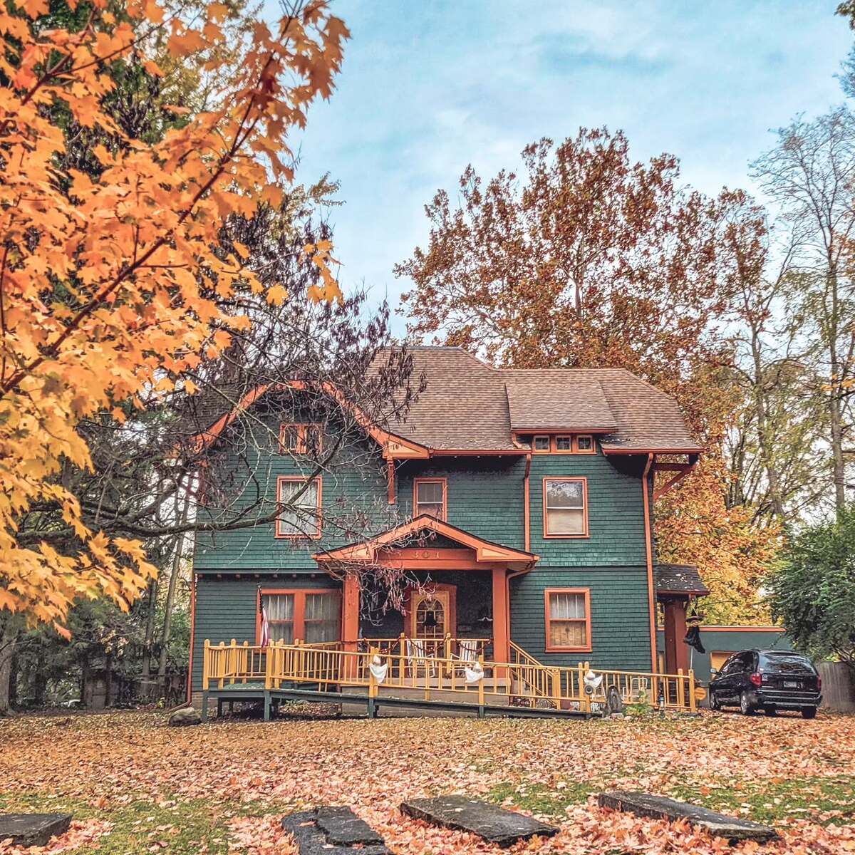 gorgeous fall color schemes for exterior 2