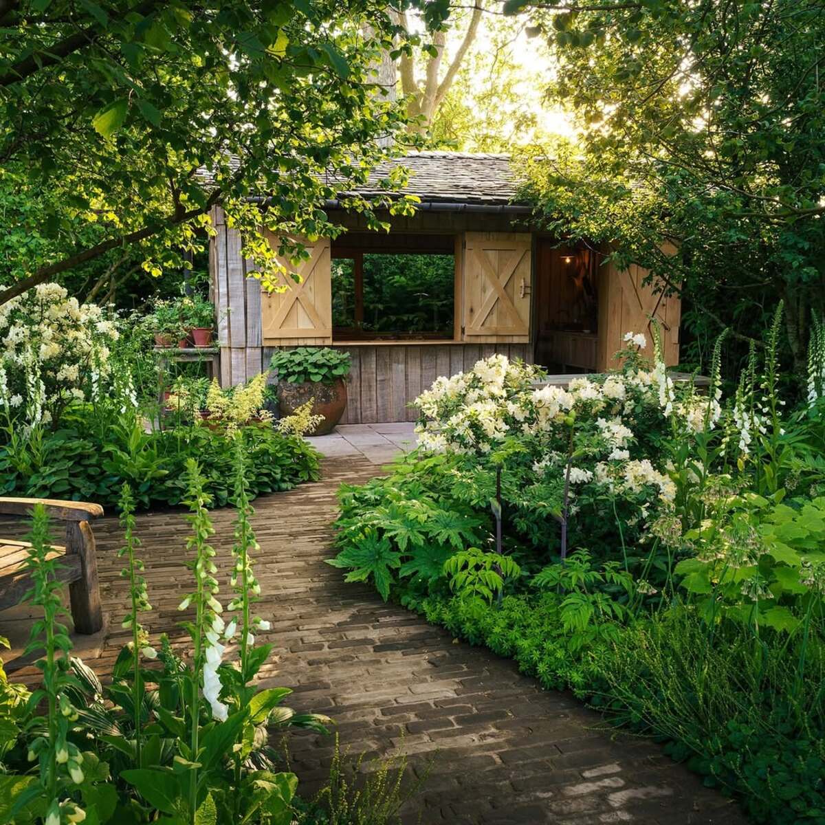 simple front yard landscaping ideas 23
