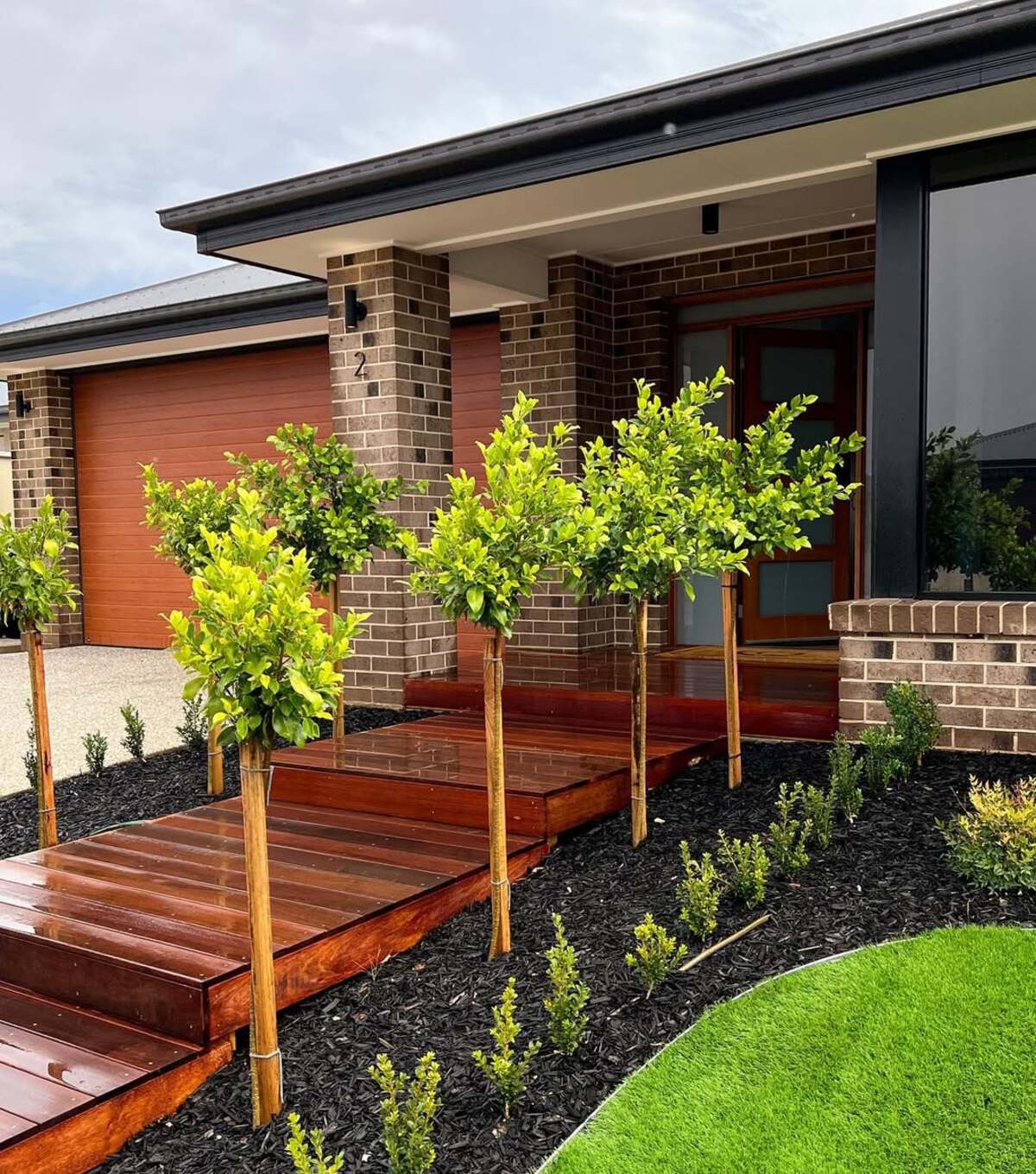 simple front yard landscaping ideas 25