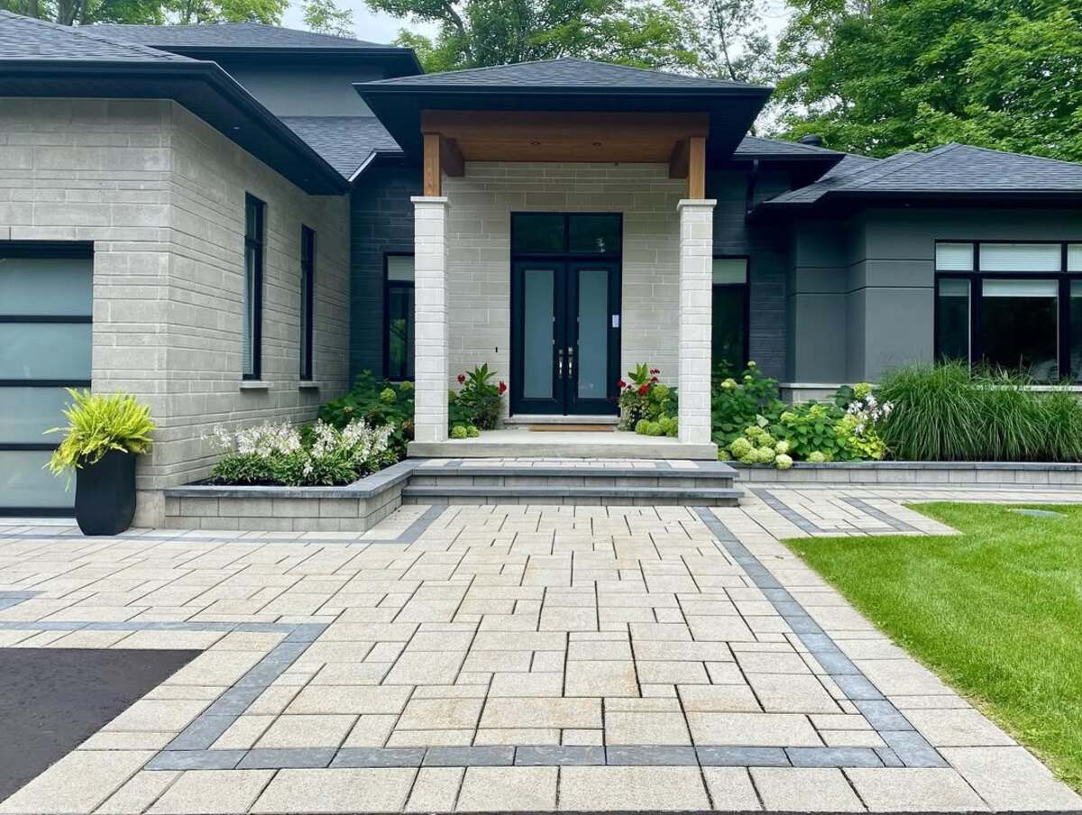simple front yard landscaping ideas 5