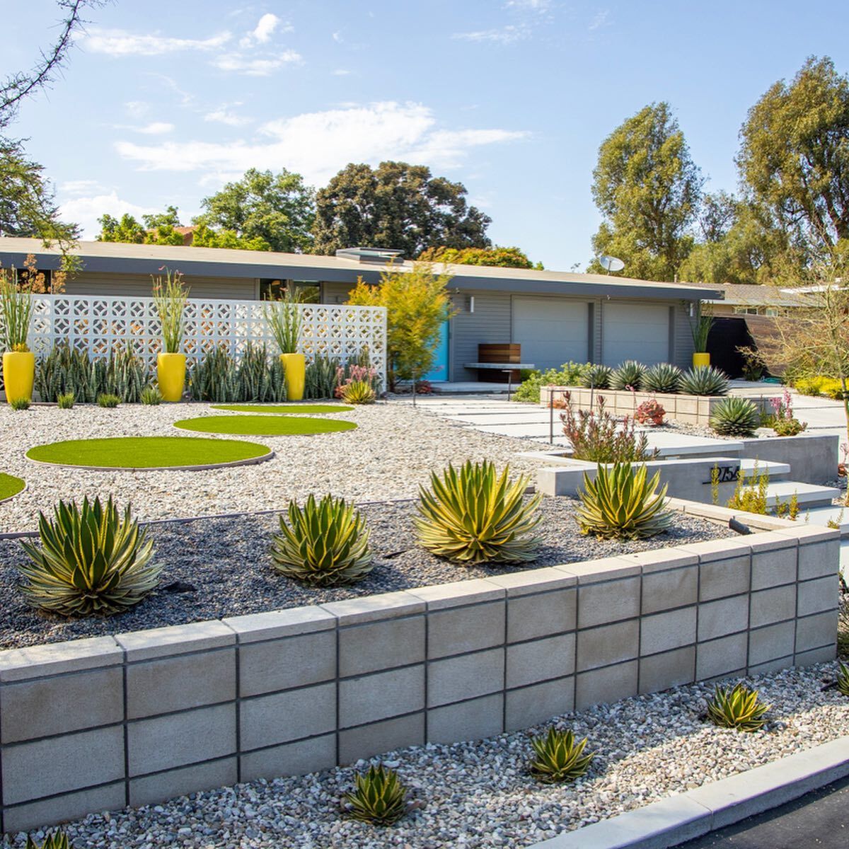 stunning desert landscaping ideas for front yard 21