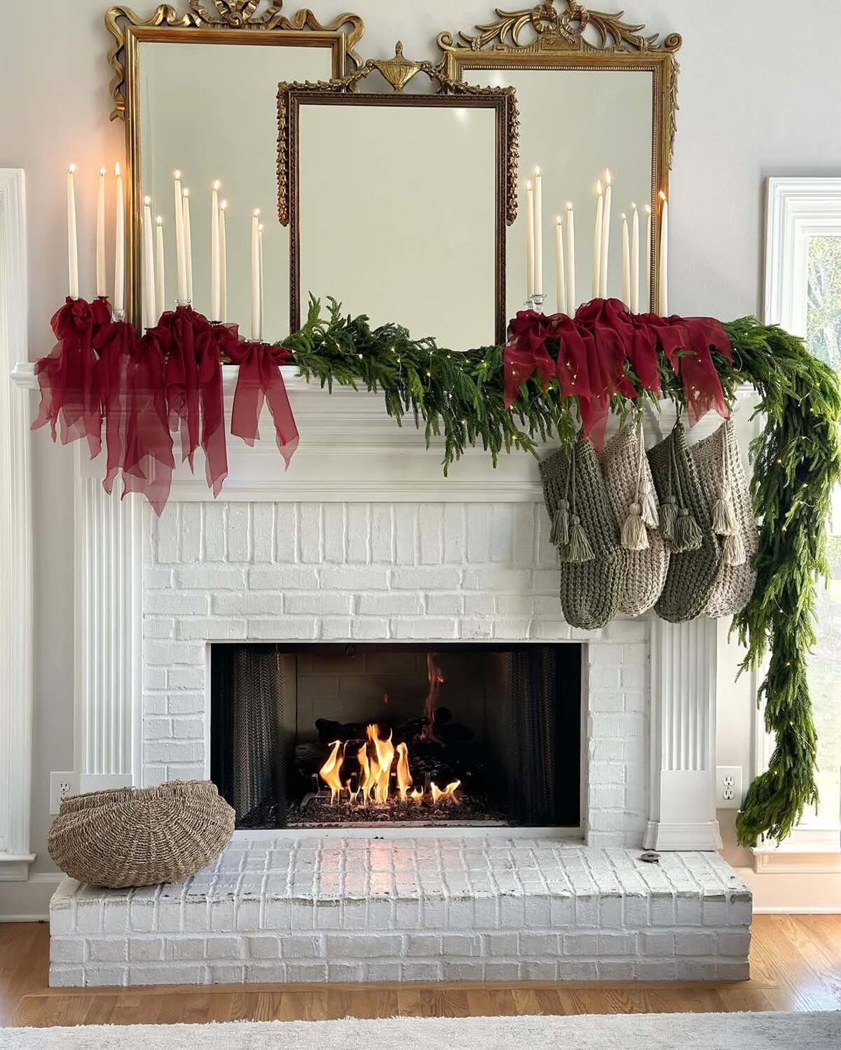 christmas mantle decor ideas 13