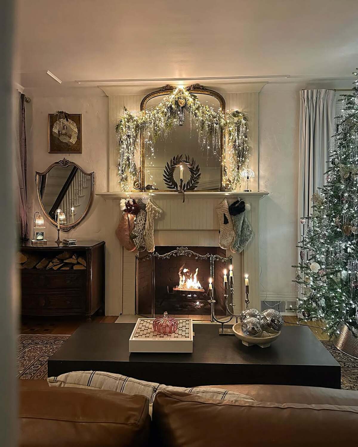 christmas mantle decor ideas 2