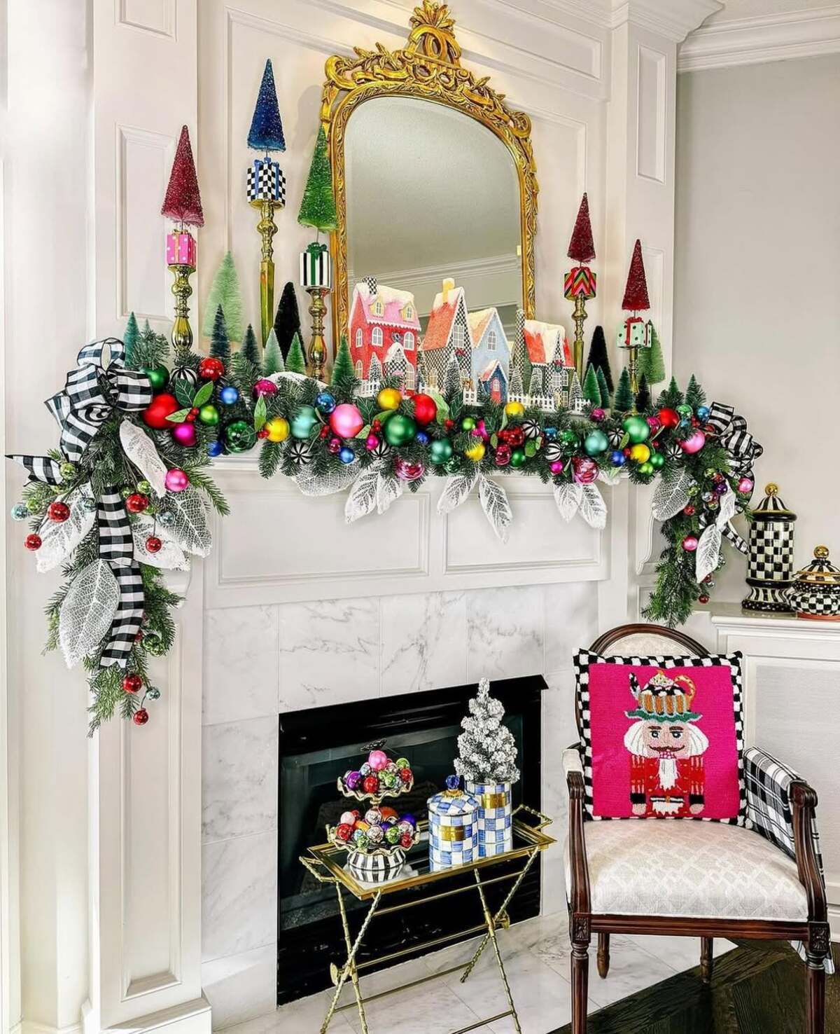christmas mantle decor ideas 26