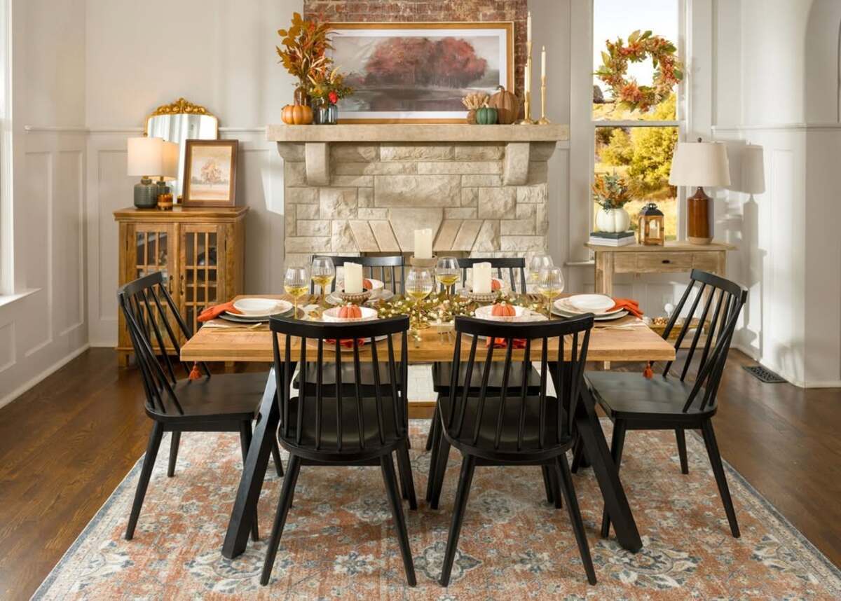 cozy farmhouse fall dining table decor 13