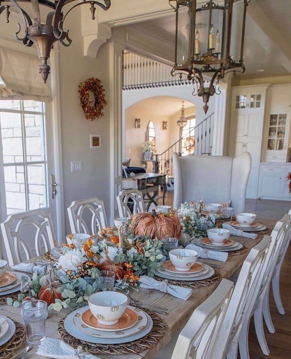 cozy farmhouse fall dining table decor 15