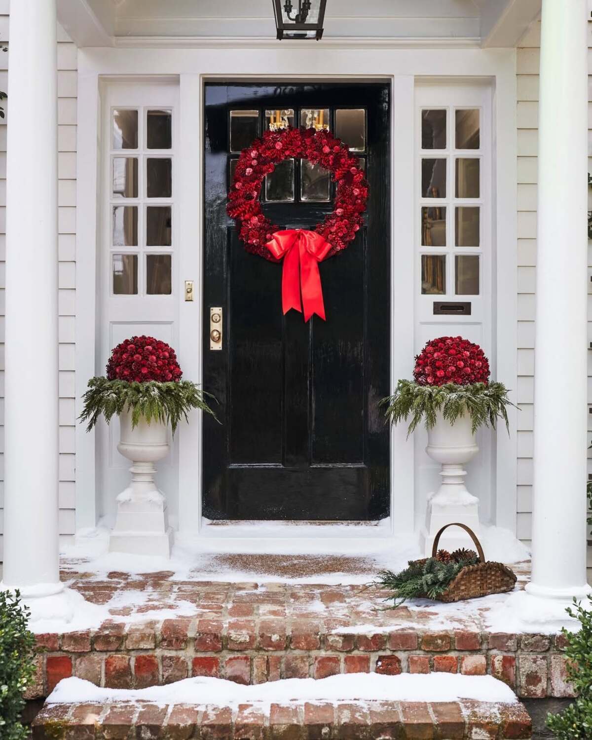 easy christmas front porch decor ideas 13