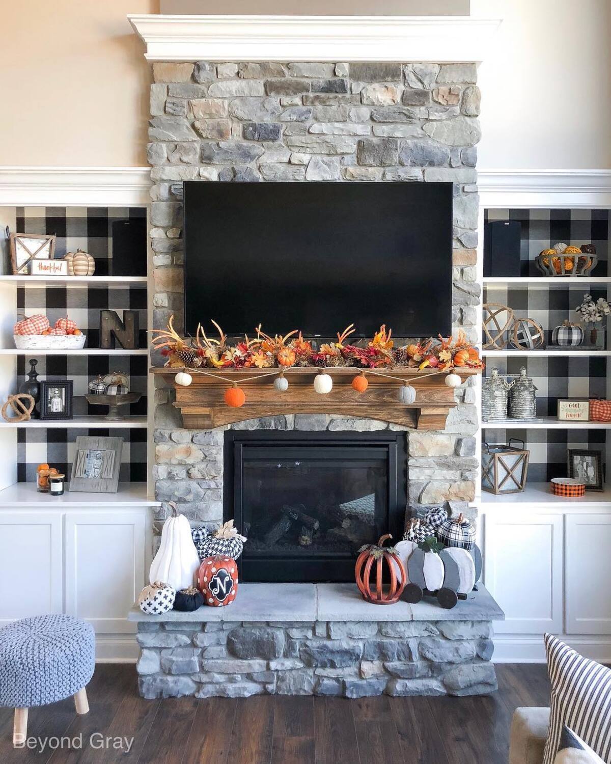 fall mantle decor ideas for fireplaces with tvs above 1