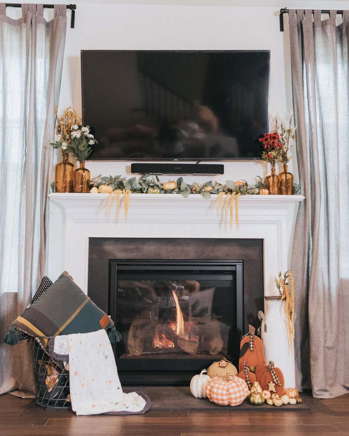 fall mantle decor ideas for fireplaces with tvs above 10
