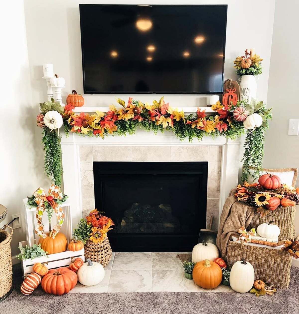 fall mantle decor ideas for fireplaces with tvs above 15