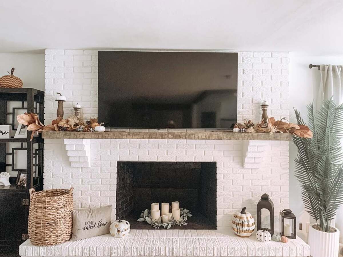 fall mantle decor ideas for fireplaces with tvs above 16