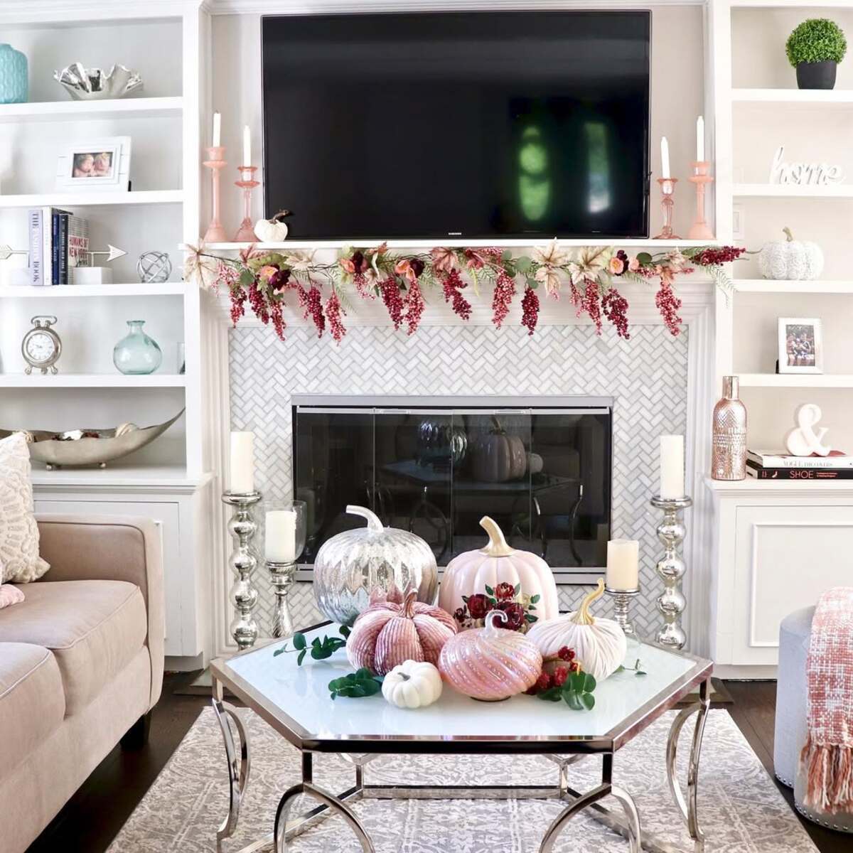 fall mantle decor ideas for fireplaces with tvs above 19