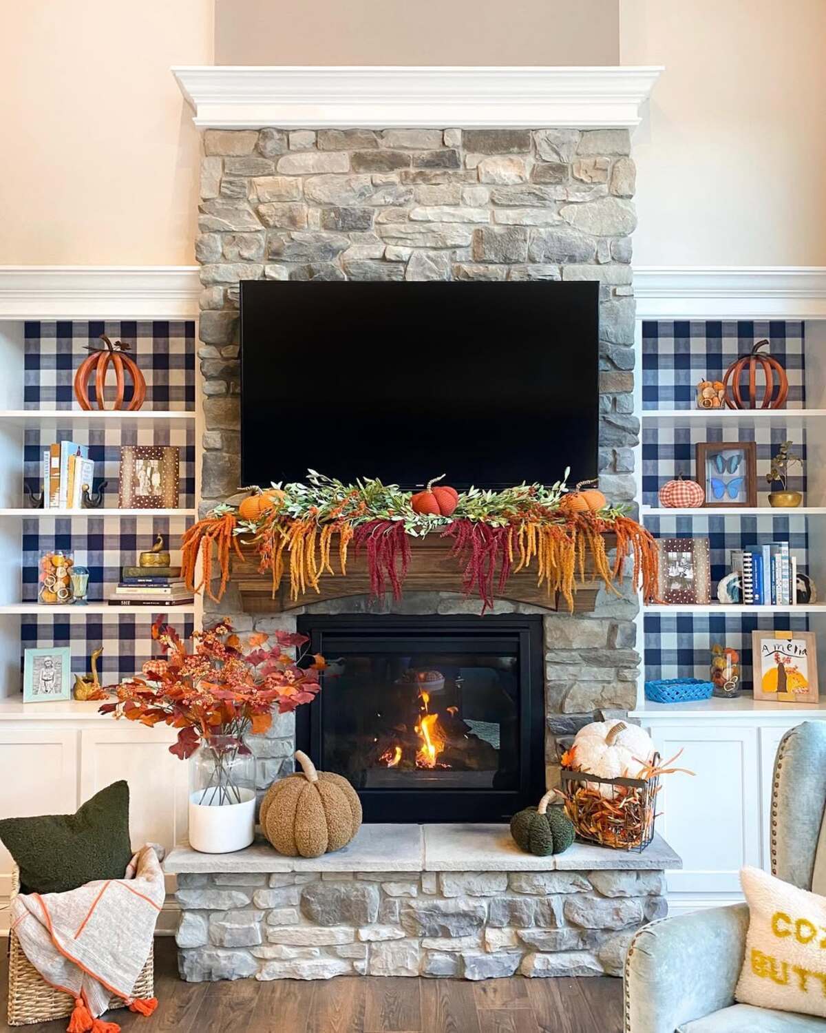 fall mantle decor ideas for fireplaces with tvs above 4