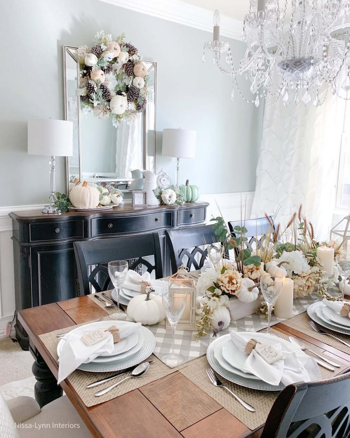 neutral fall decor ideas for dining table 7