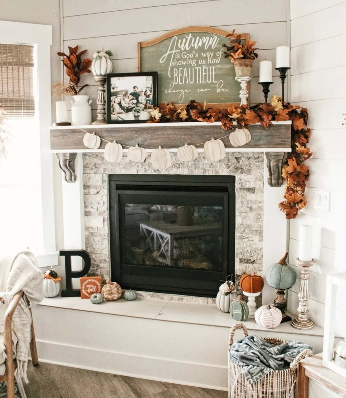 rustic fall mantle decor ideas for fireplace 15