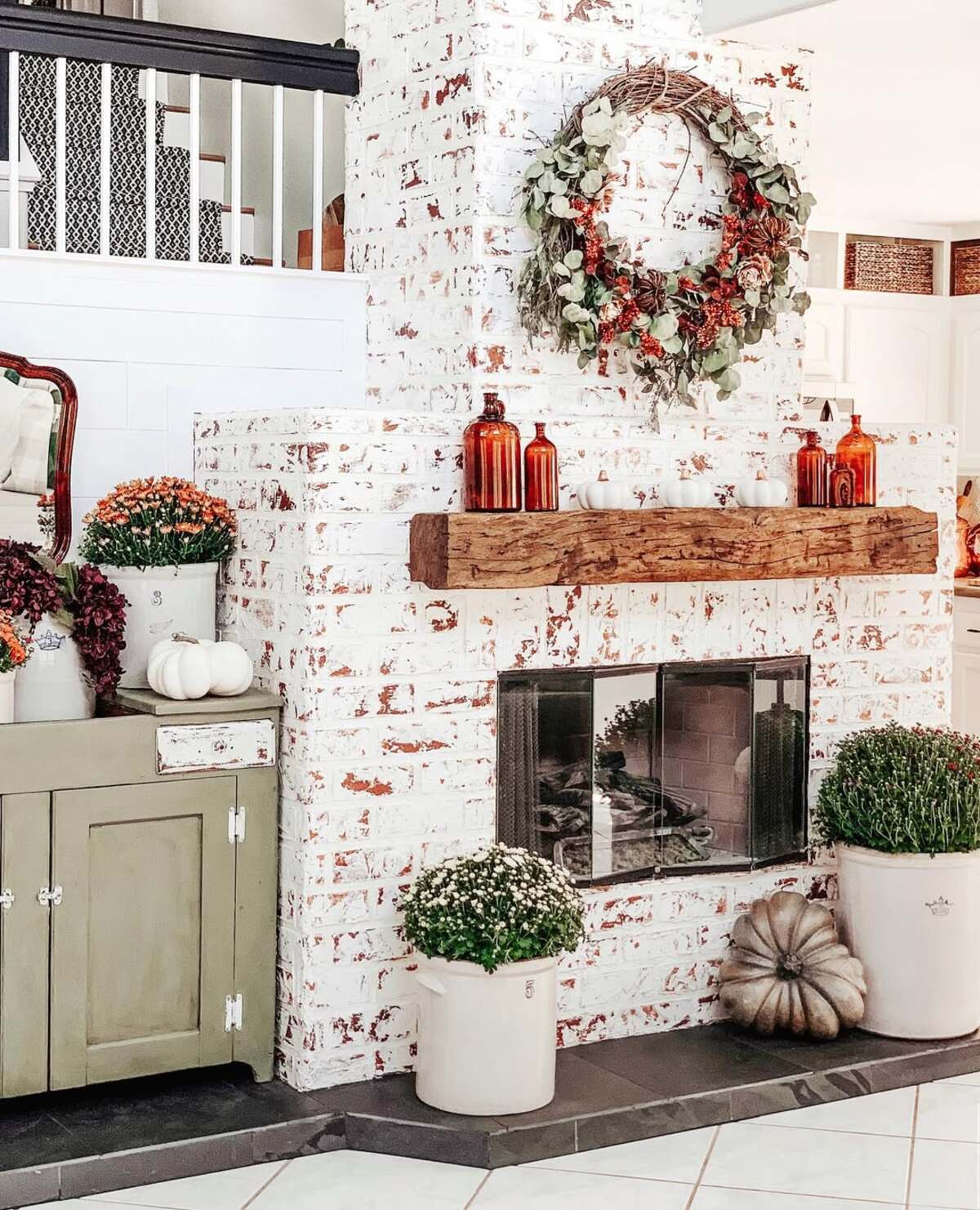 rustic fall mantle decor ideas for fireplace 16
