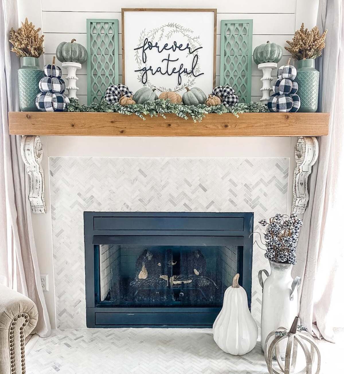 rustic fall mantle decor ideas for fireplace 6
