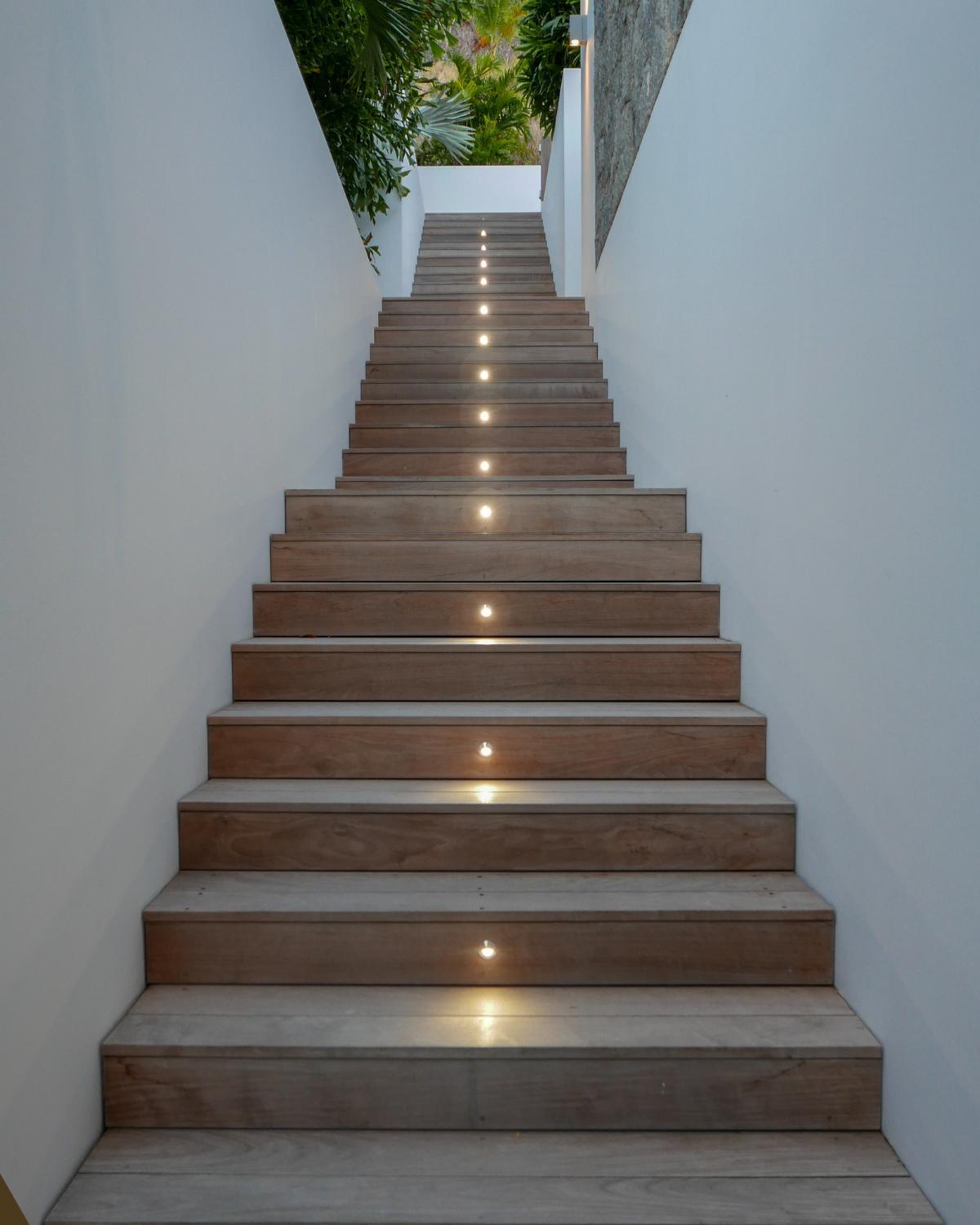 affordable garden lighting tricks 02