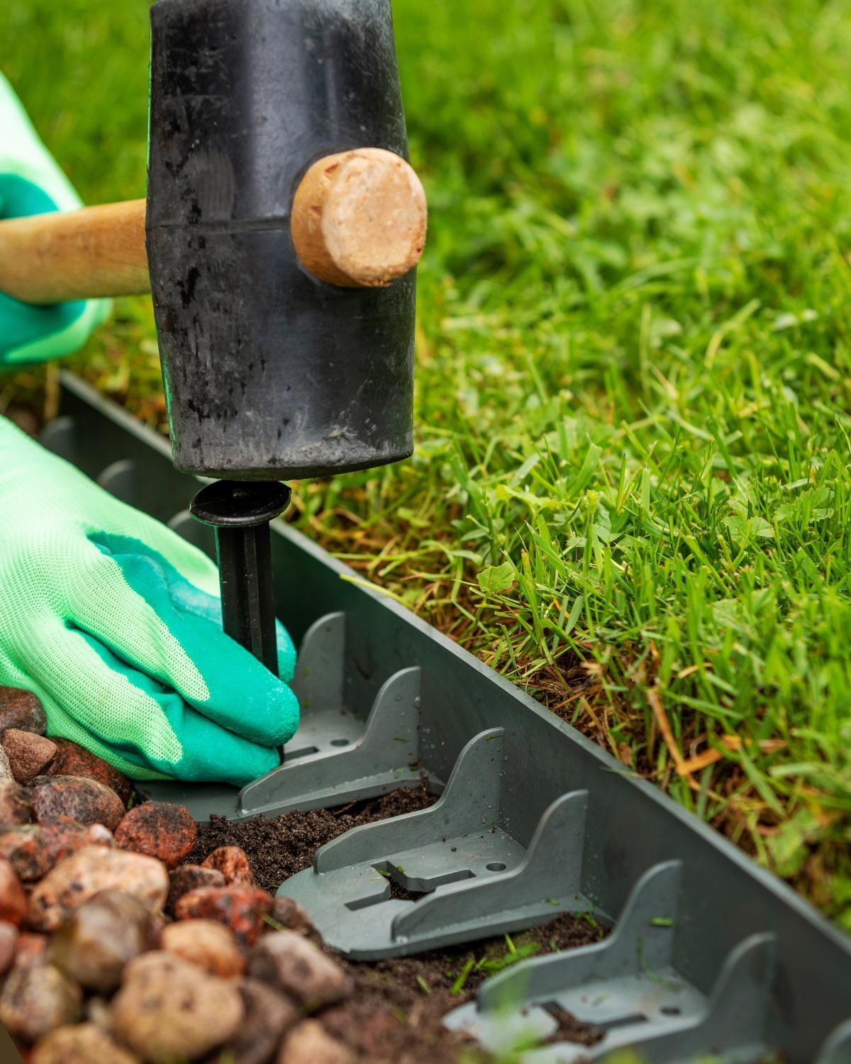 budget friendly landscaping borders 03
