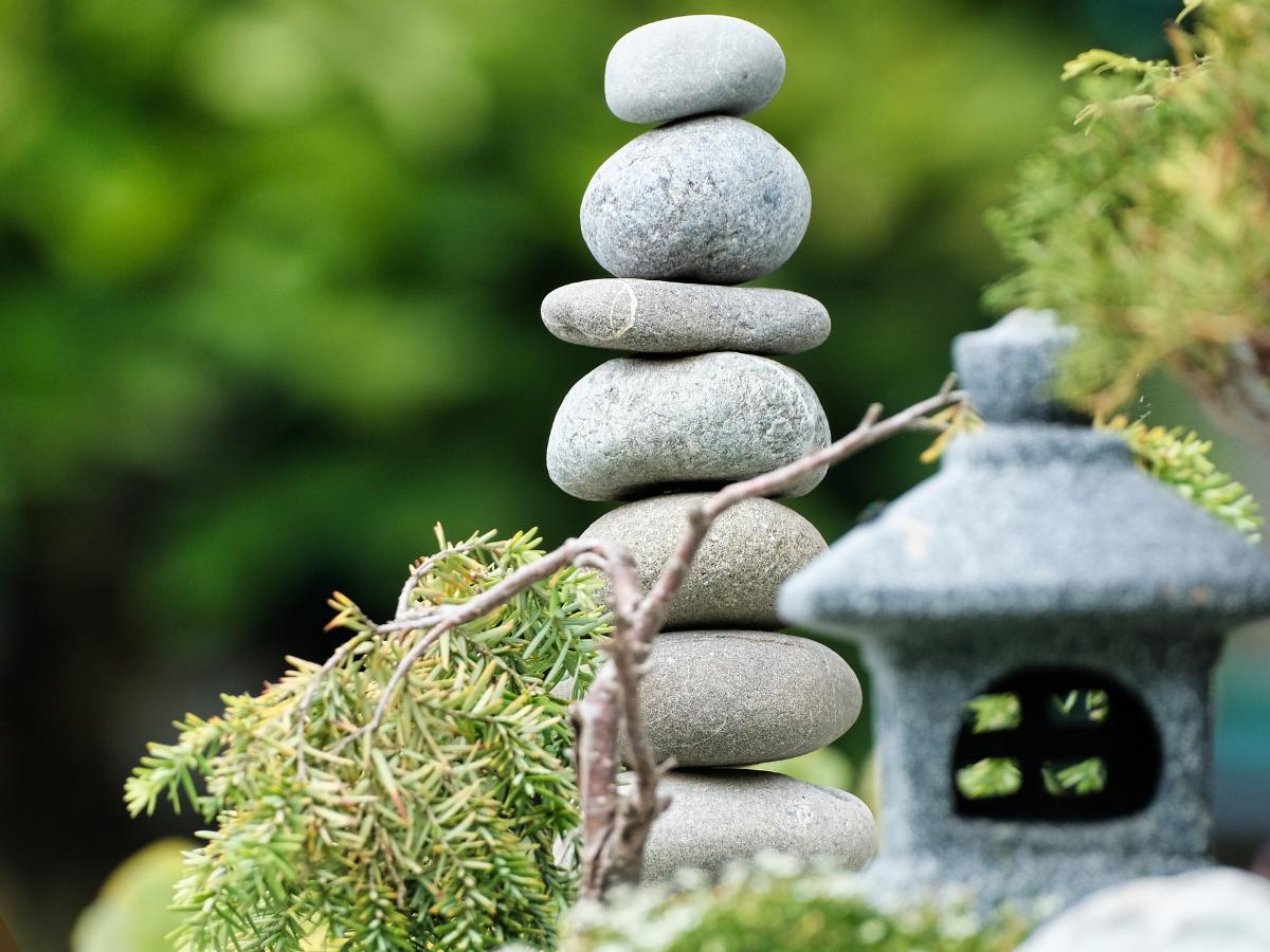 cheap rock landscaping ideas 10