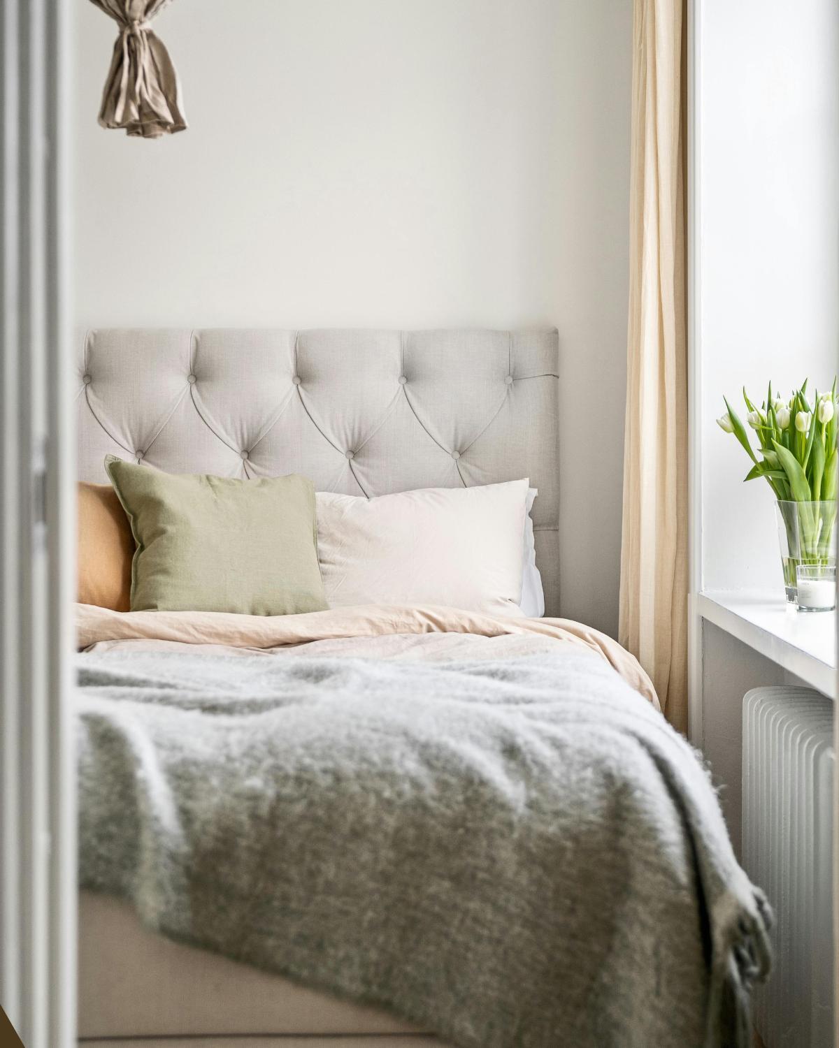 easy bedroom styling tricks 04