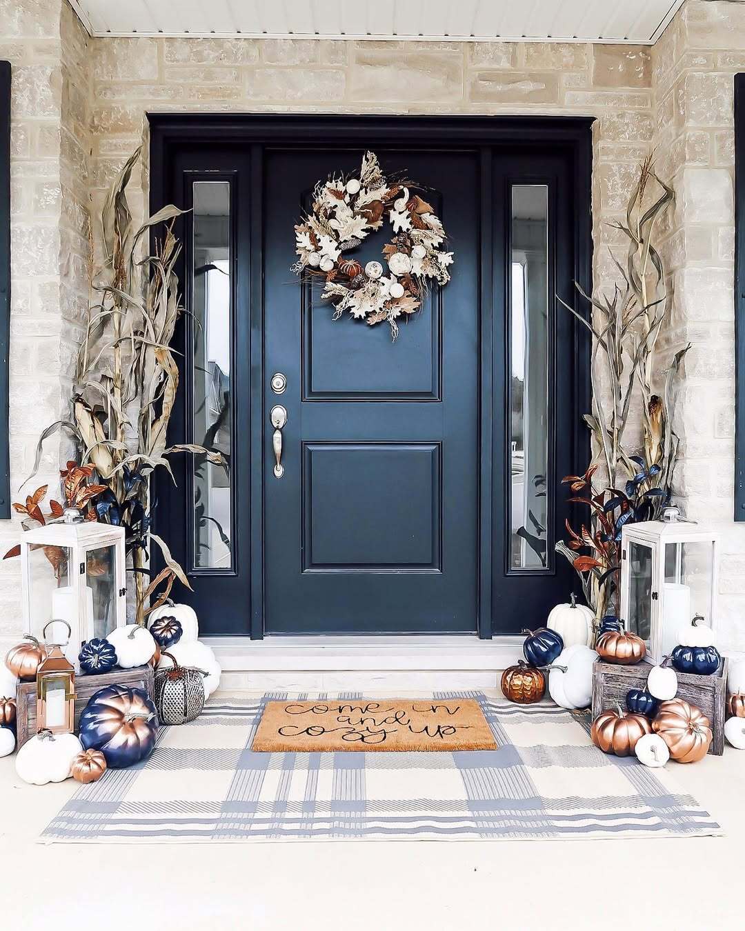 fall front porch decor 1