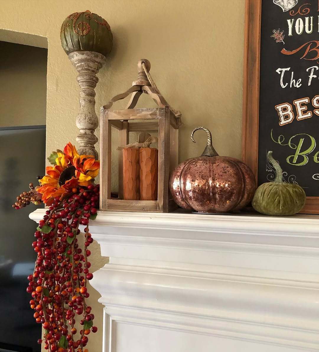 fall mantle decor 2