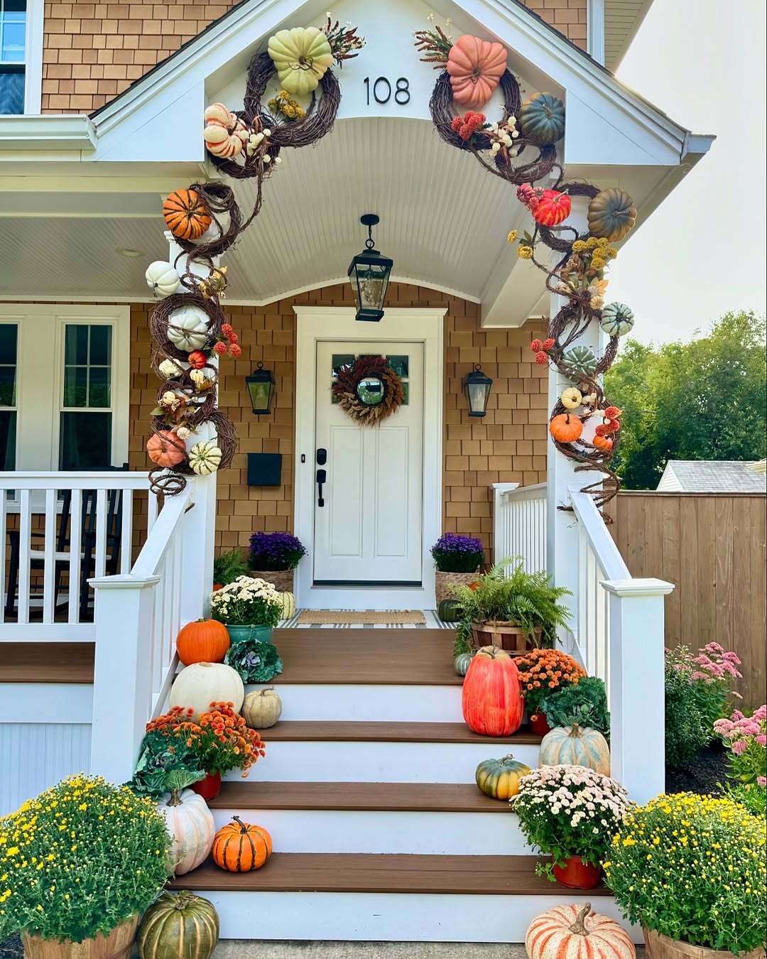 fall outdoor decor 1
