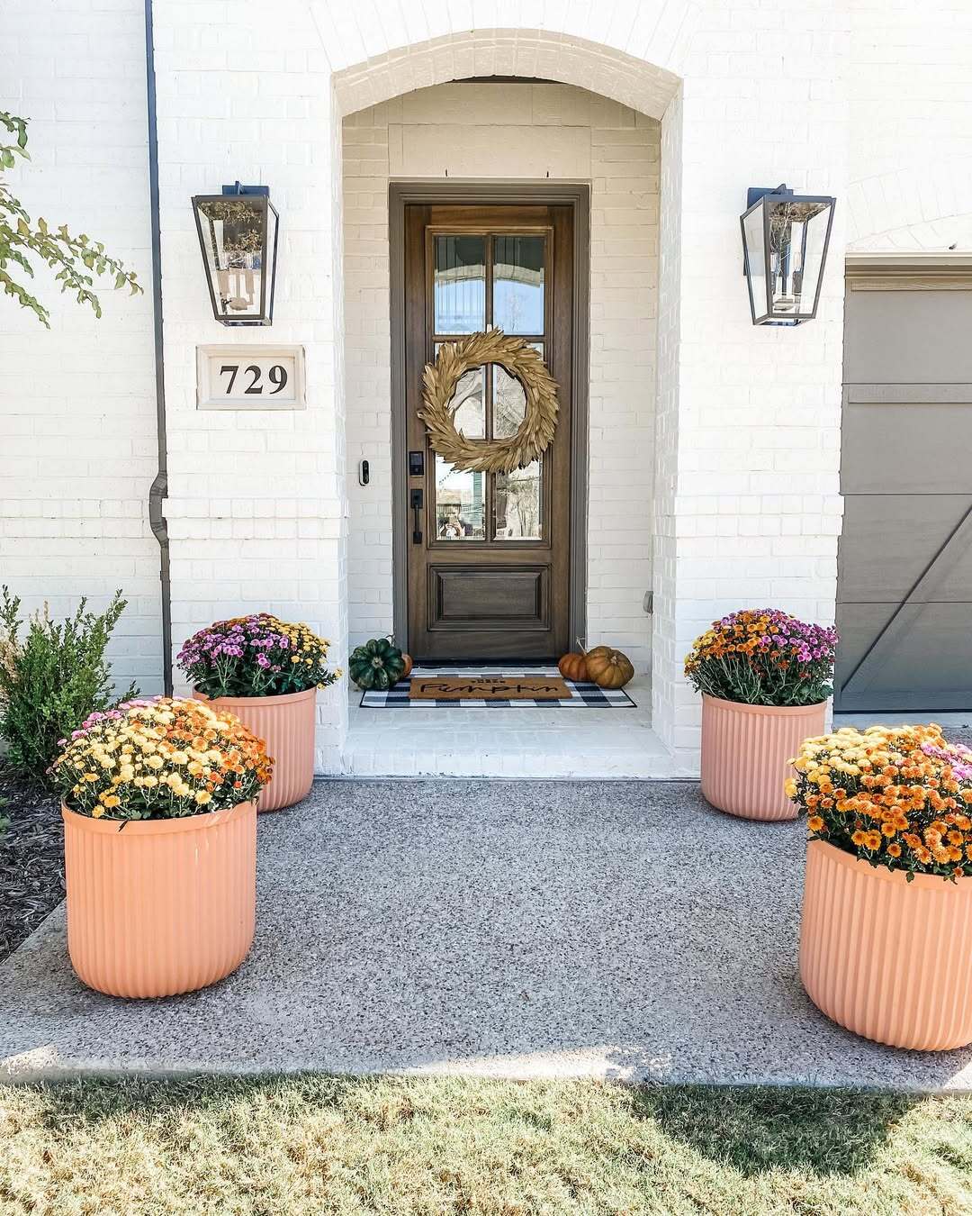 fall porch decor 2