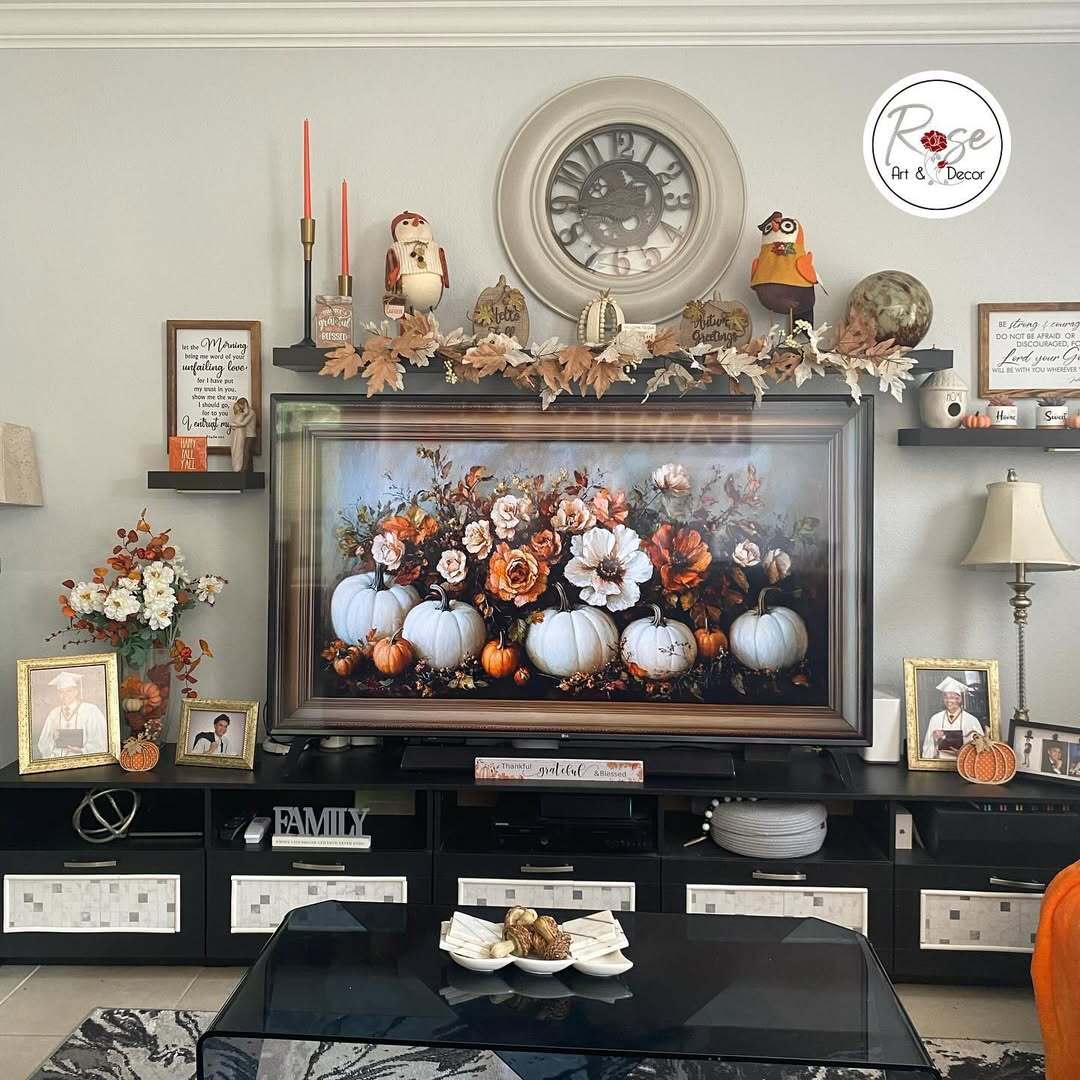 fall tv decor 1