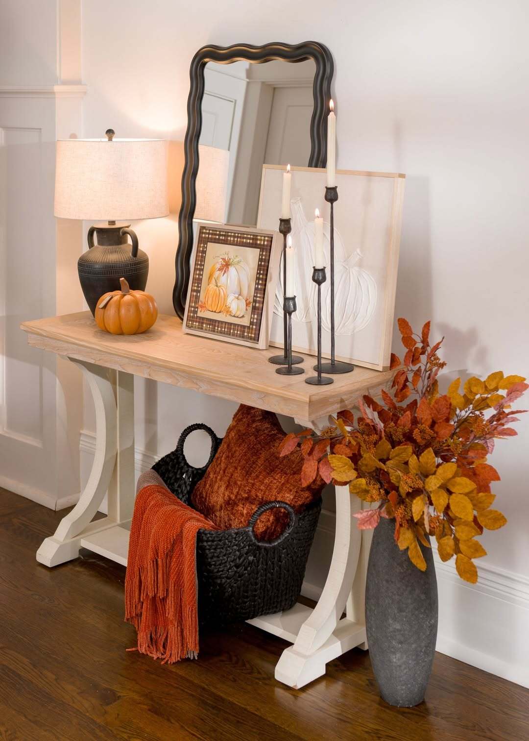 fall entryway decor 1